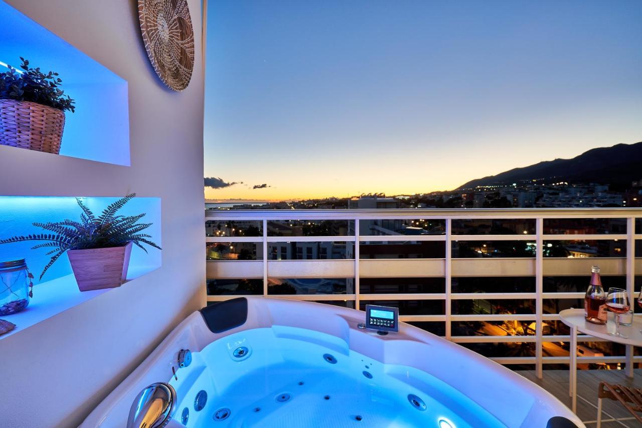 Sunset Beach Charming Apartment With Jacuzzi Torremolinos Exteriör bild