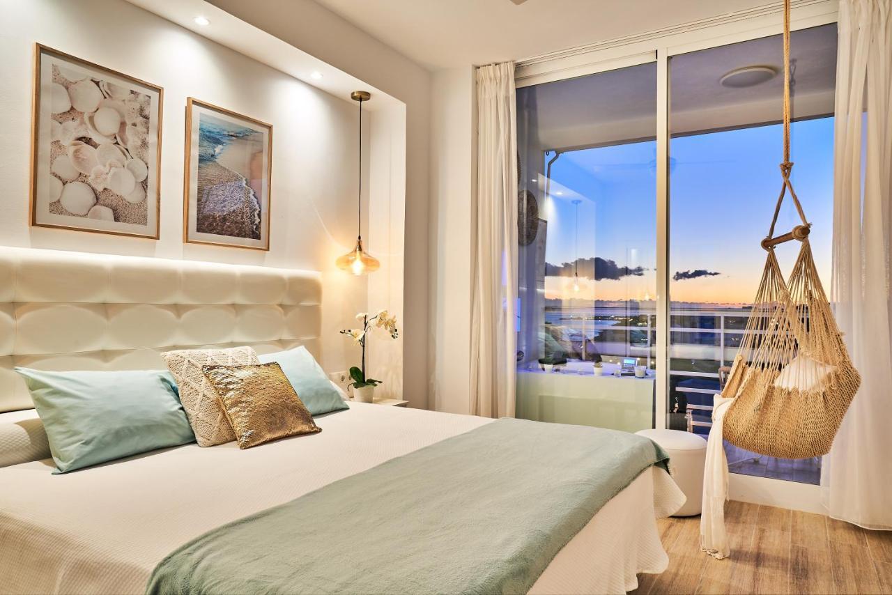 Sunset Beach Charming Apartment With Jacuzzi Torremolinos Exteriör bild