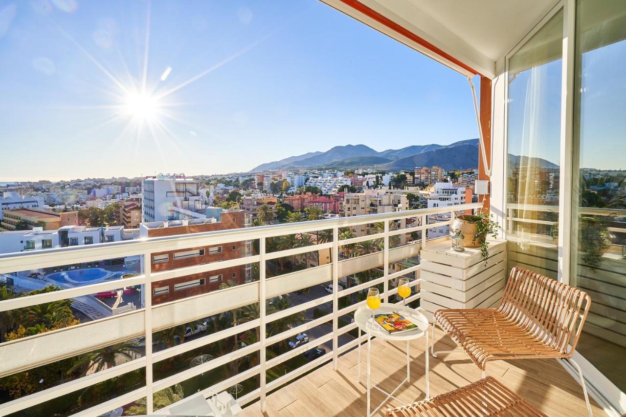 Sunset Beach Charming Apartment With Jacuzzi Torremolinos Exteriör bild