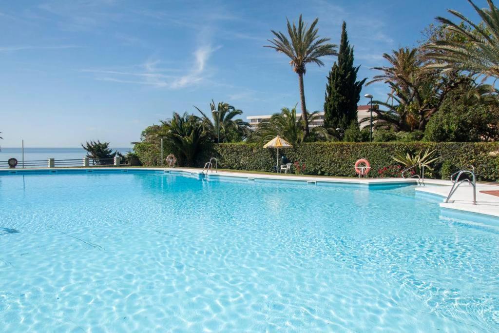 Sunset Beach Charming Apartment With Jacuzzi Torremolinos Exteriör bild